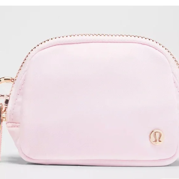 ‼️GIVEAWAYS ‼️ - Picture 1 of 3